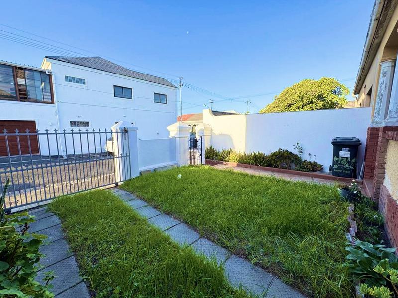 2 Bedroom Property for Sale in Observatory Western Cape